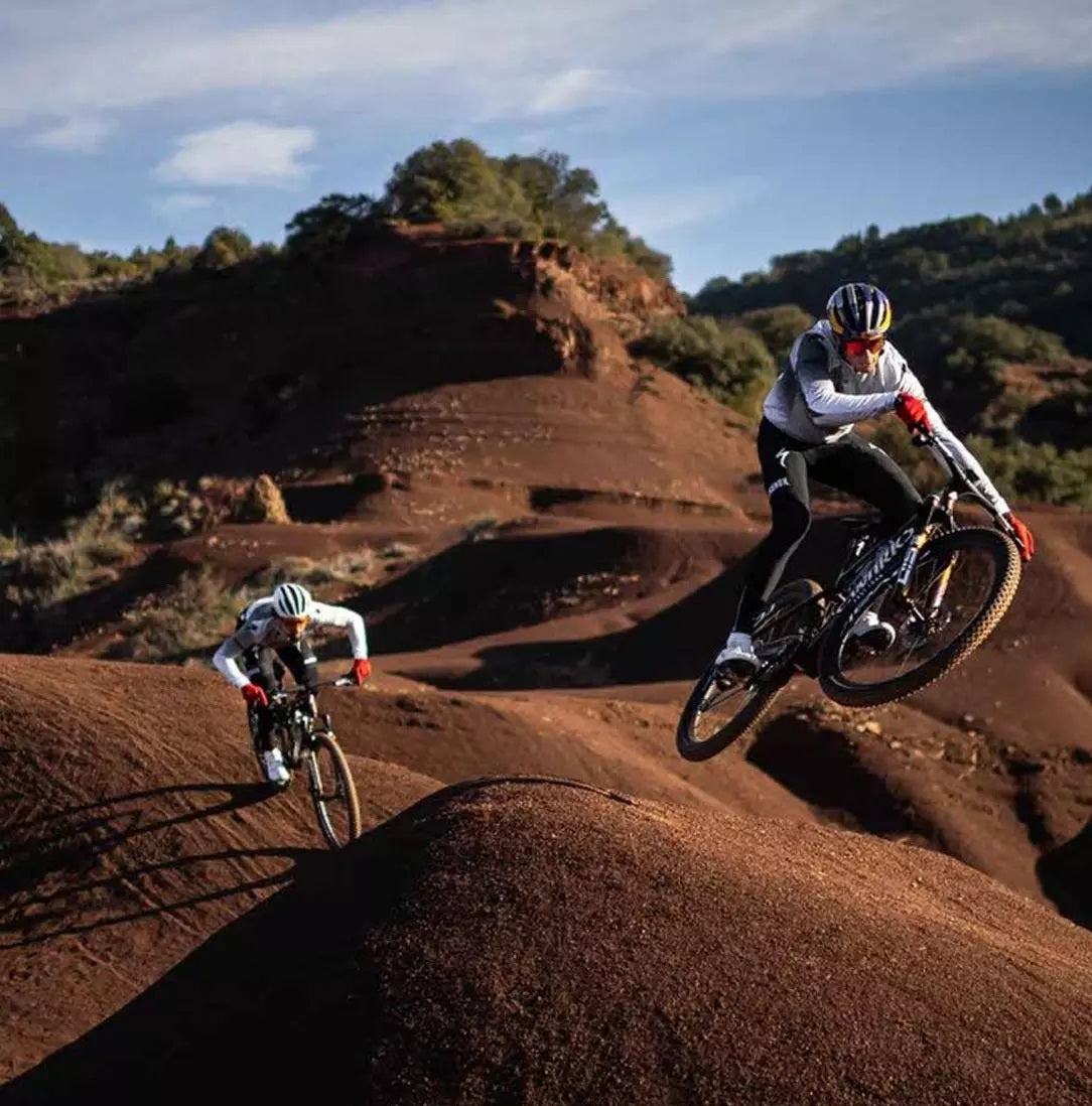 Specialized Epic 8 & Epic 8 EVO