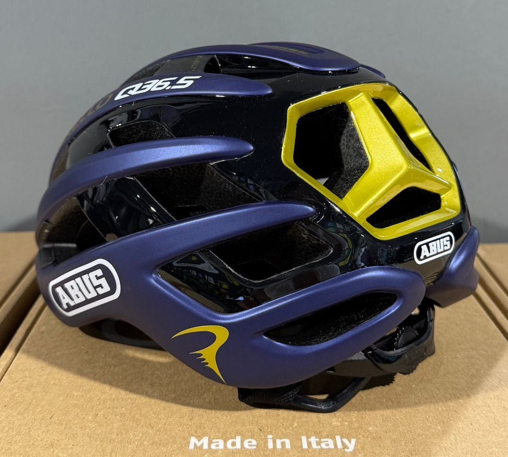 CASCO ABUS AIRBREAKER 2.0 PINARELLO Q36.5 PRO CYCLING TEAM