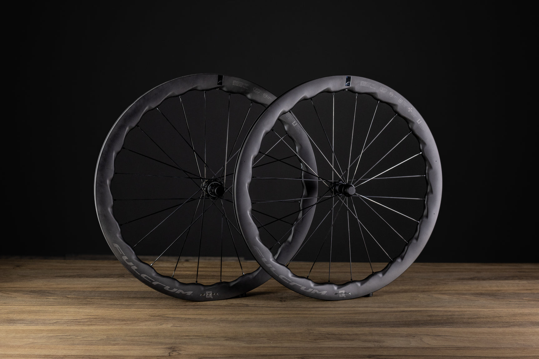 SET RUOTE FULCRUM SHARQ Allroad Performance Carbon 2-WAY FIT™