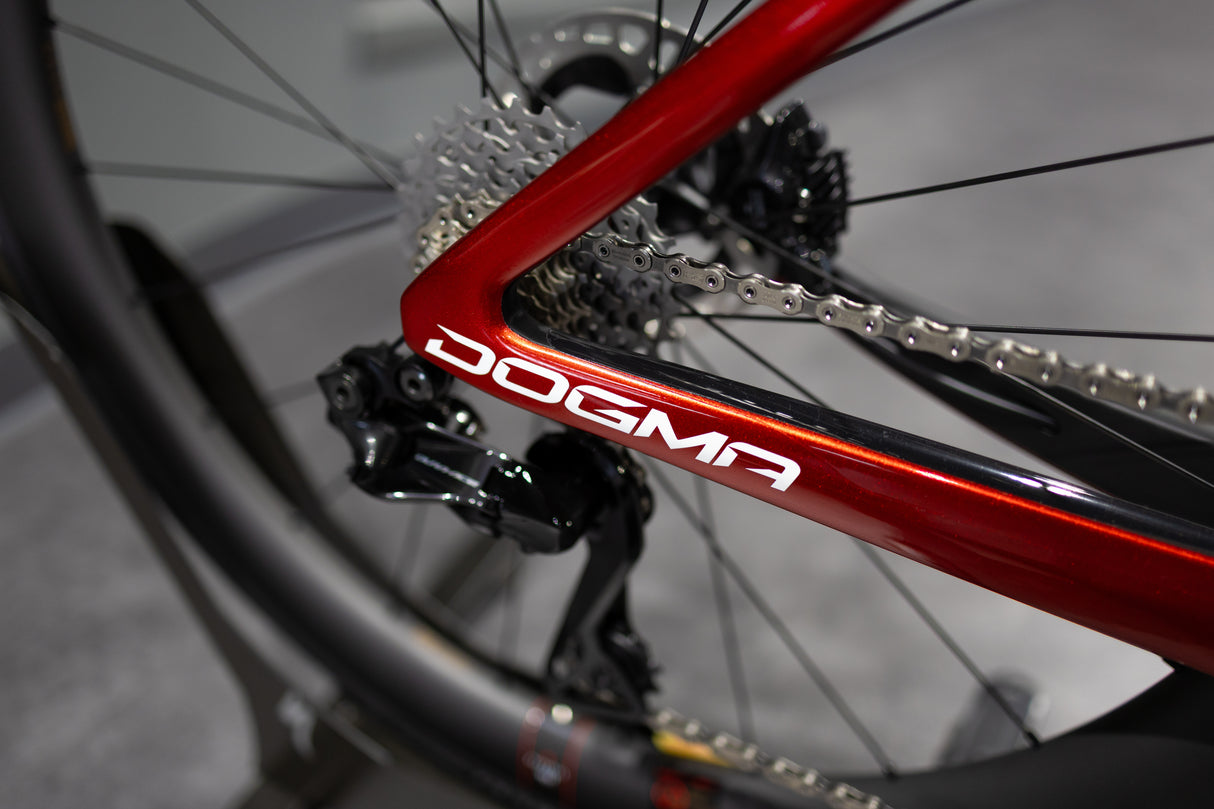 PINARELLO DOGMA F CUSTOM BUILD CD – SHIMANO ULTEGRA Di2 FULCRUM WIND 42 - BLACK NOVEMBER