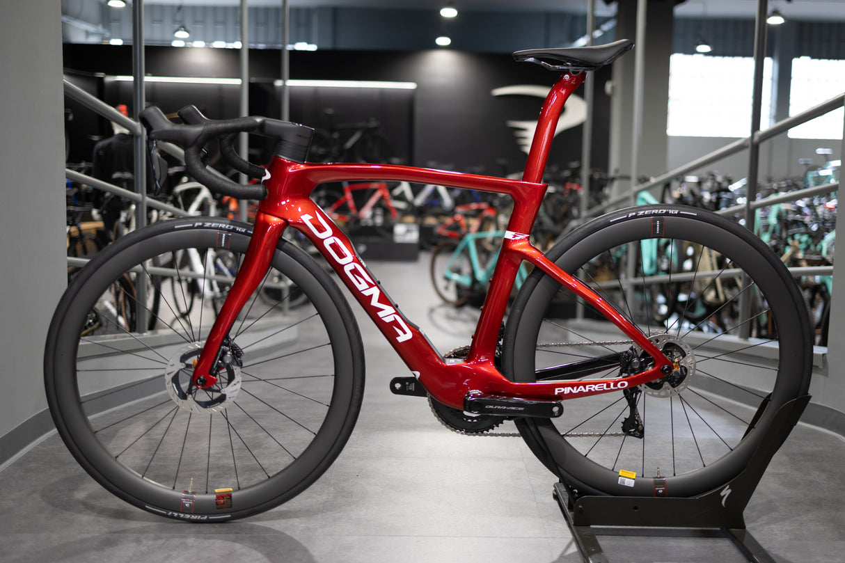 PINARELLO DOGMA F CUSTOM BUILD CD – SHIMANO ULTEGRA Di2 FULCRUM WIND 42 - BLACK NOVEMBER