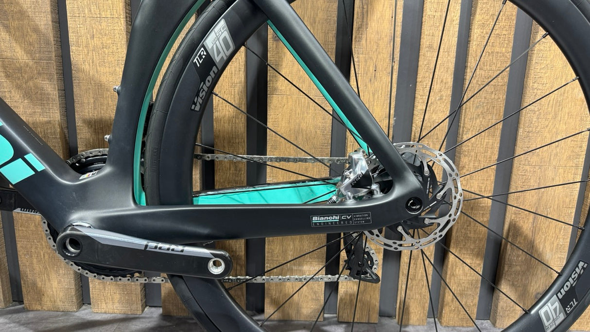 Bianchi OLTRE PRO Sram Red AXS Gr. 55 - Usato