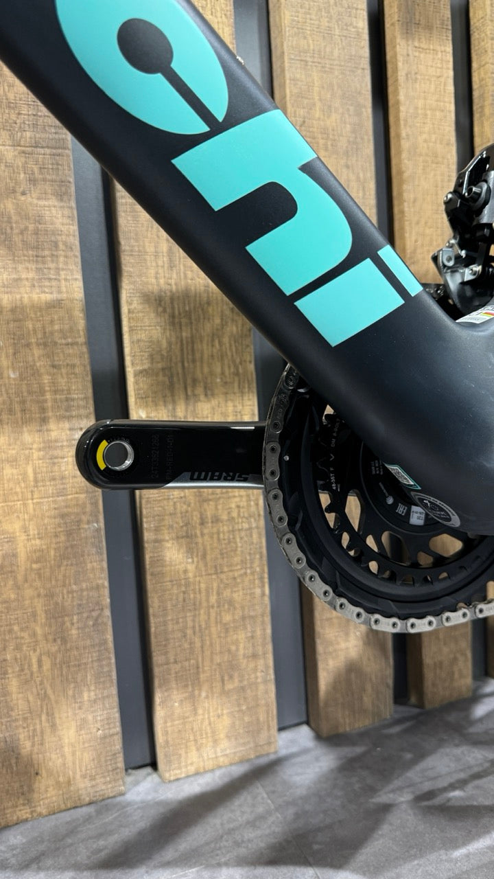 Bianchi OLTRE PRO Sram Red AXS Gr. 55 - Usato