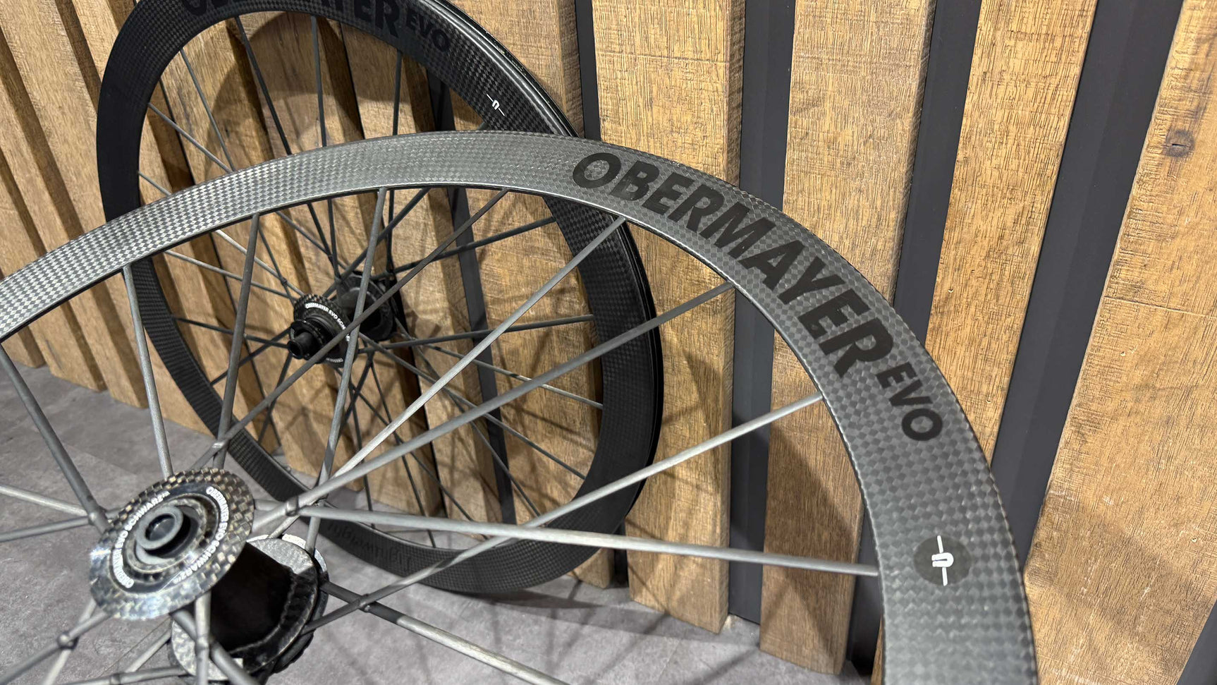 Roues LIGHTWEIGHT MEILENSTEIN EVO 24 NOIR ED