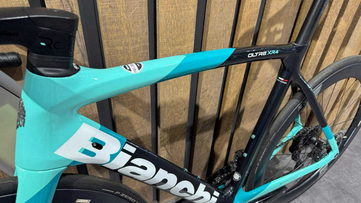 Bianchi Specialissima - Red eTap AXS 2022 Size 55- 2nd Hand
