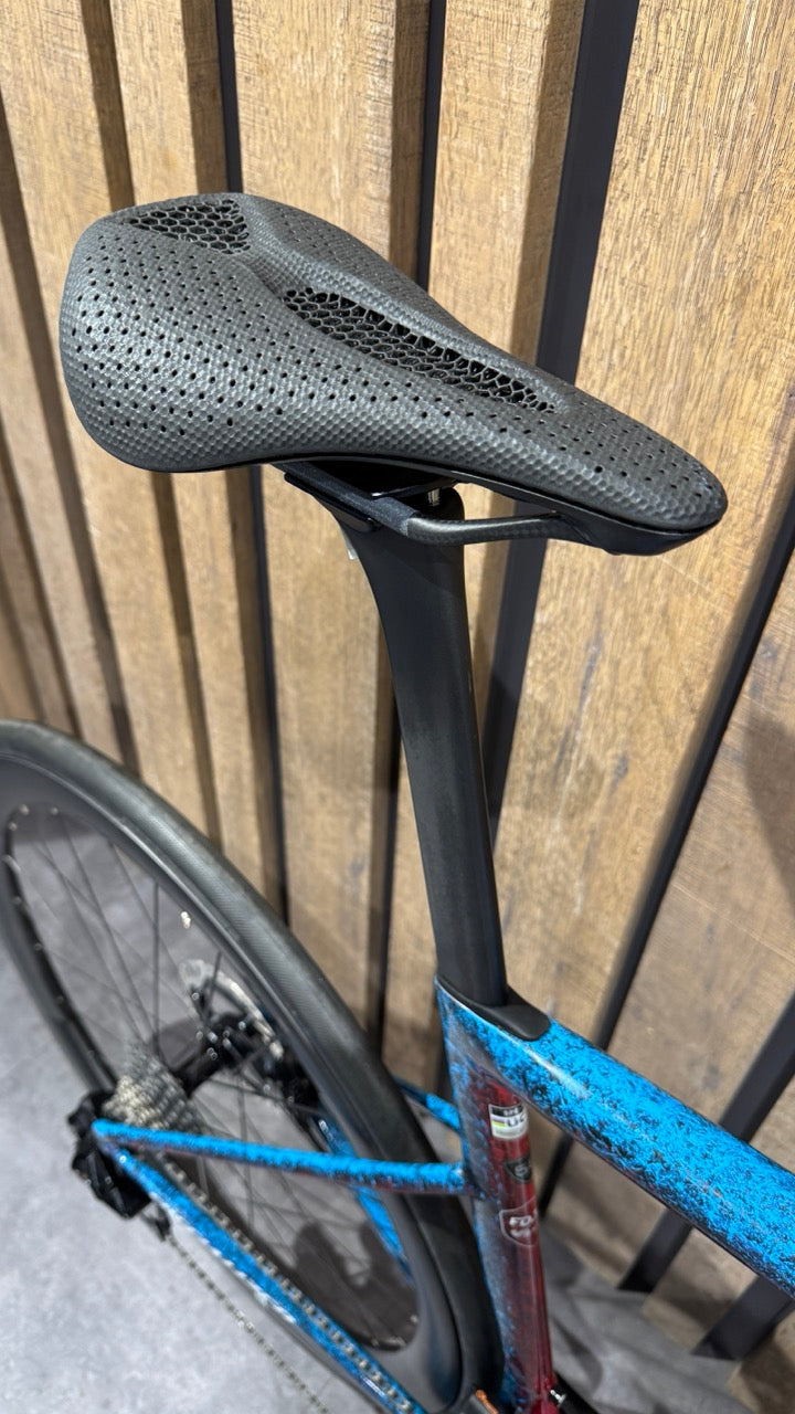 Specialized S-Works Roubaix SL8 Di2 - 2025