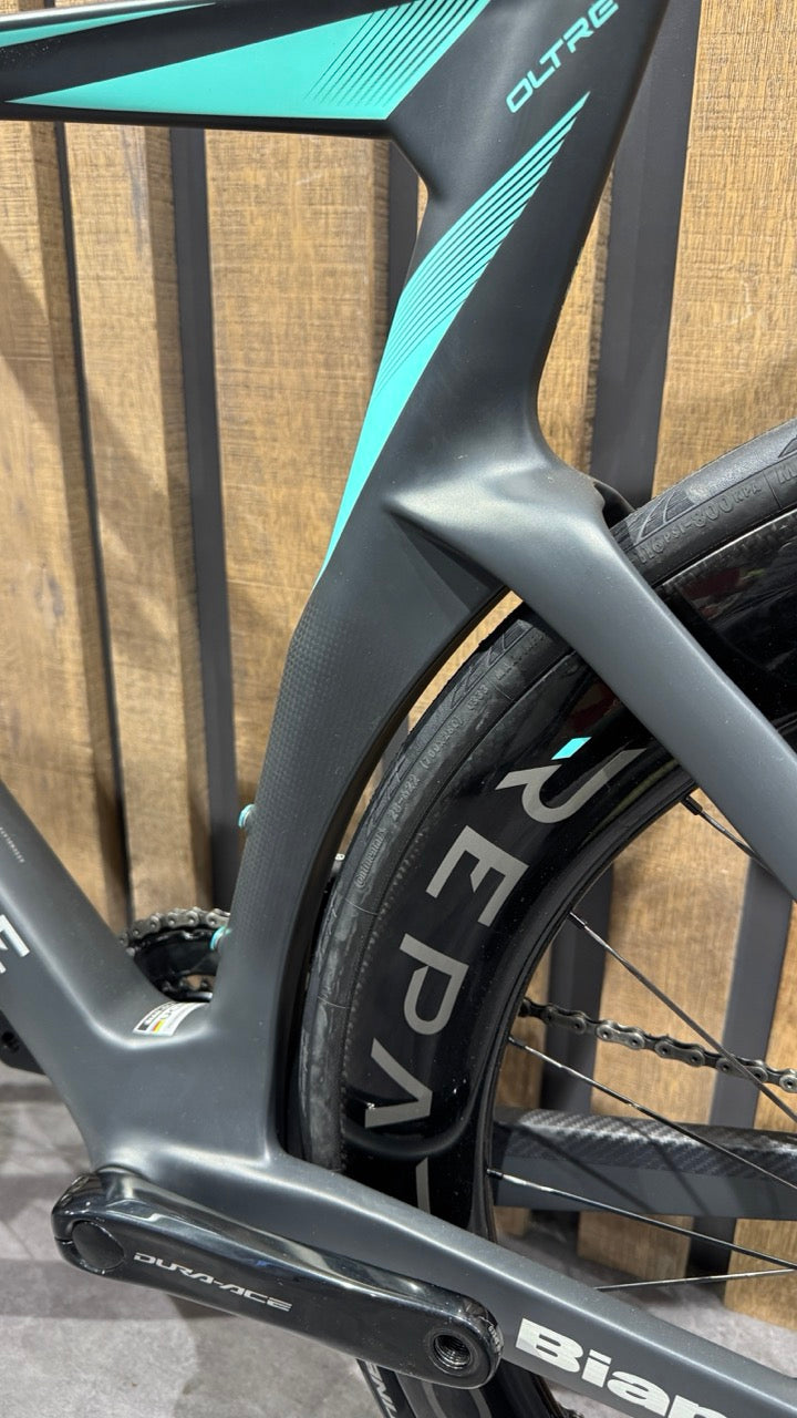 Bianchi OLTRE RC Durace Di2 12v Tg.55 - Démo