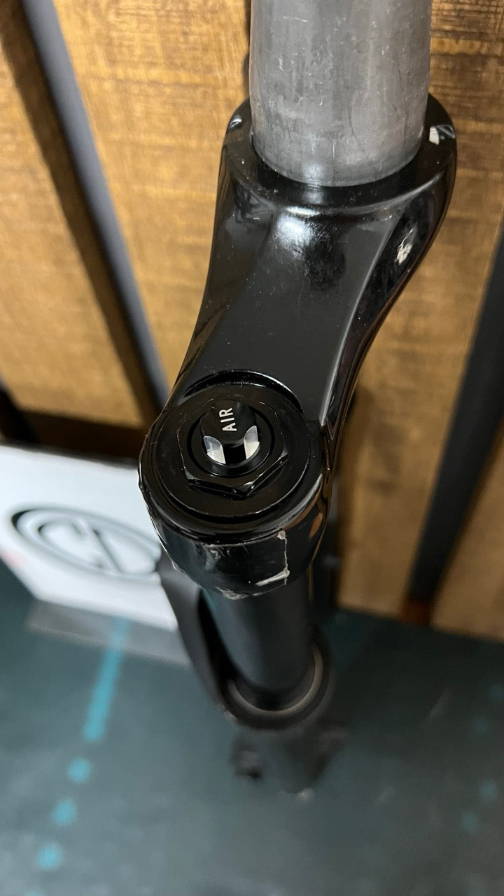 RST VIBE Fork 29" / 27.5" - 130mm - 2nd Hand