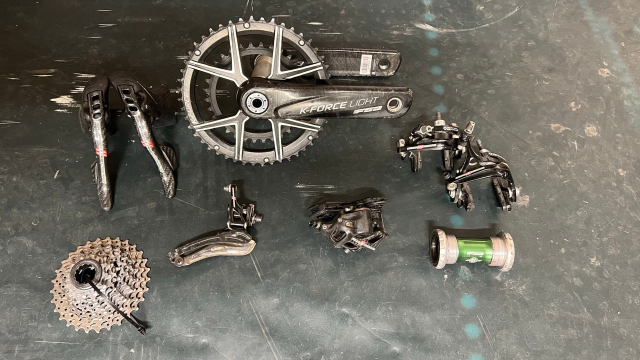 Campagnolo Super Record 11-Gang Felgen-/Bremssattelgruppe - Usato