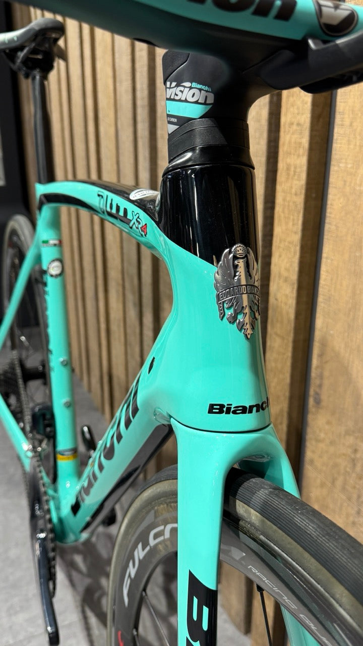 Bianchi Specialissima - Red eTap AXS 2022 Size 55- 2nd Hand