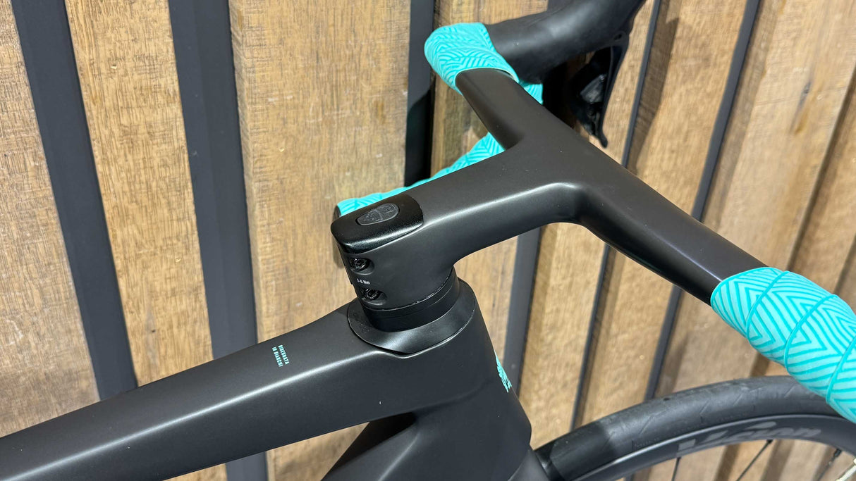 Bianchi Specialissima RC Durace Di2 12v Tg.53 - Pro Team Arkea