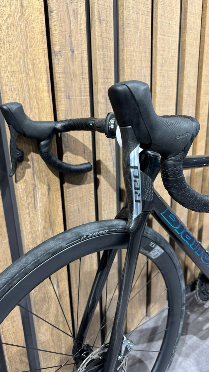 Bianchi Specialissima - Red eTap AXS 2022 Black Size 53 - Demo