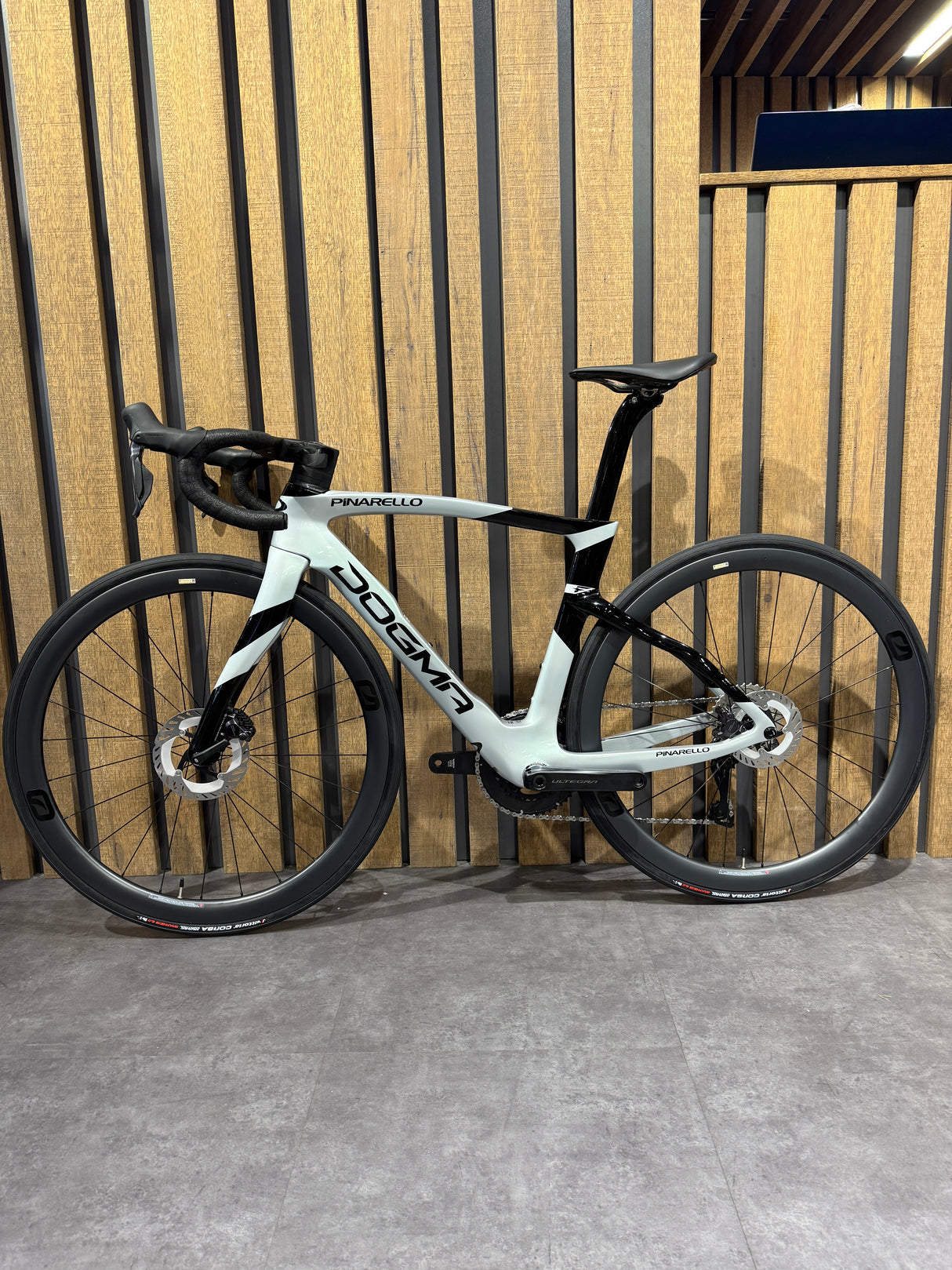 PINARELLO DOGMA F DISC ULTEGRA Di2 MOST 40