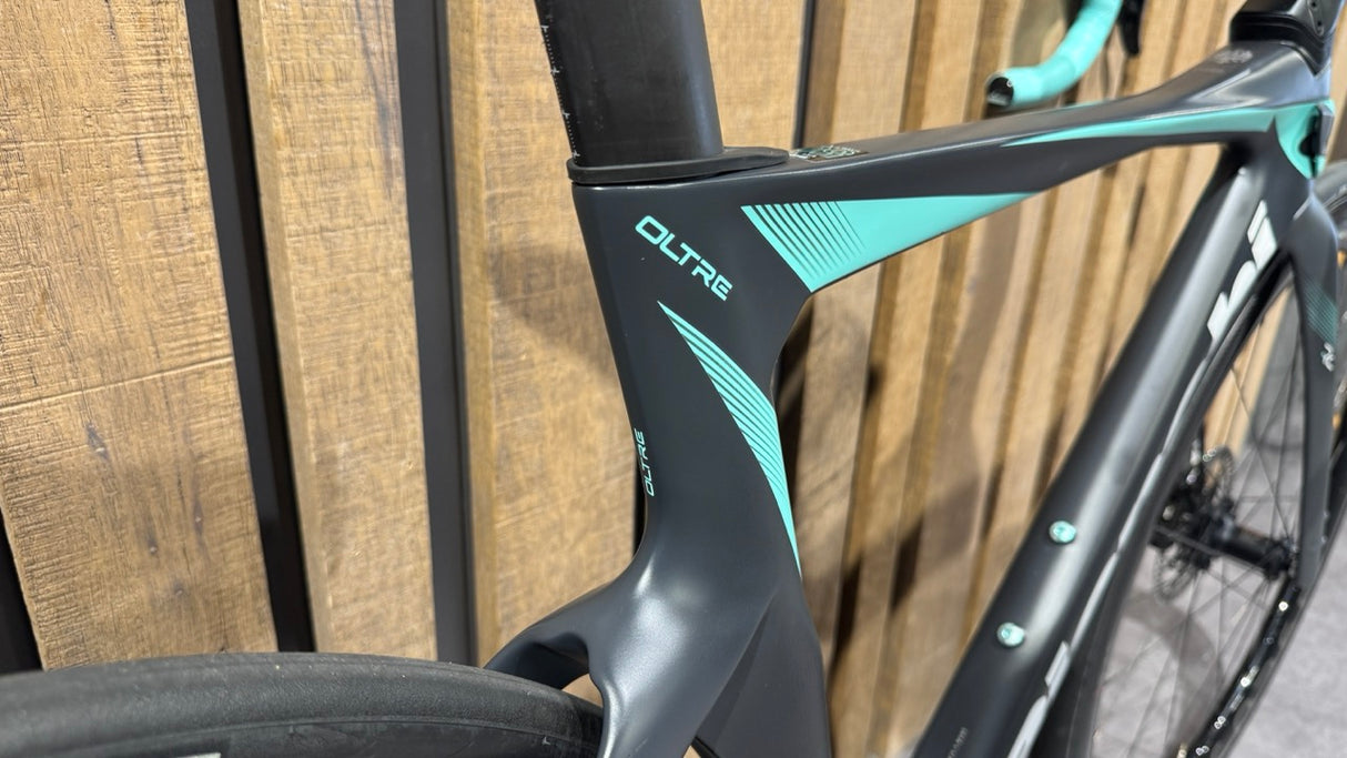 Bianchi OLTRE RC Durace Di2 12v Tg.55 - Démo