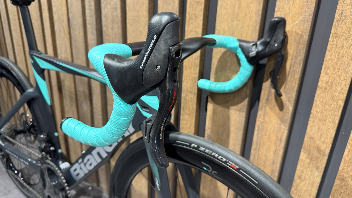 Bianchi OLTRE RC Durace Di2 12v Tg.55 - Démo