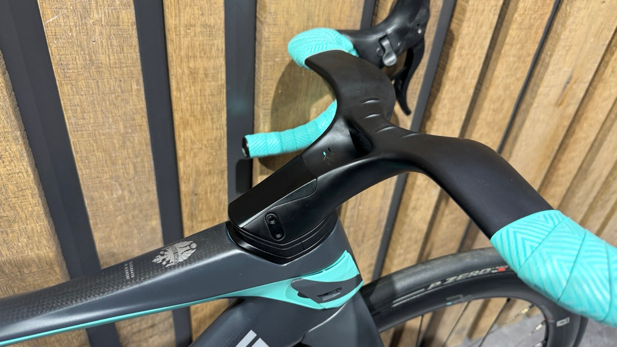 Bianchi OLTRE RC Durace Di2 12v Tg.55 - Démo