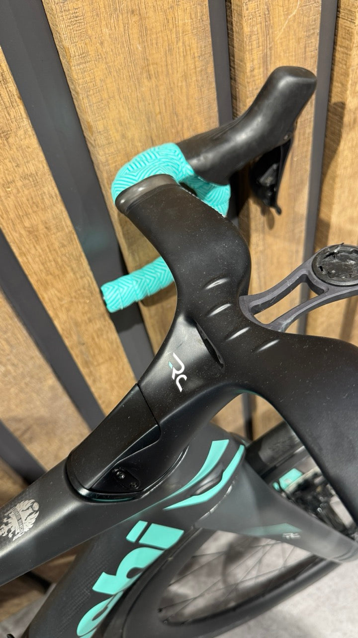 Bianchi OLTRE RC Durace Di2 12v T.50 - Pro Team Arkea