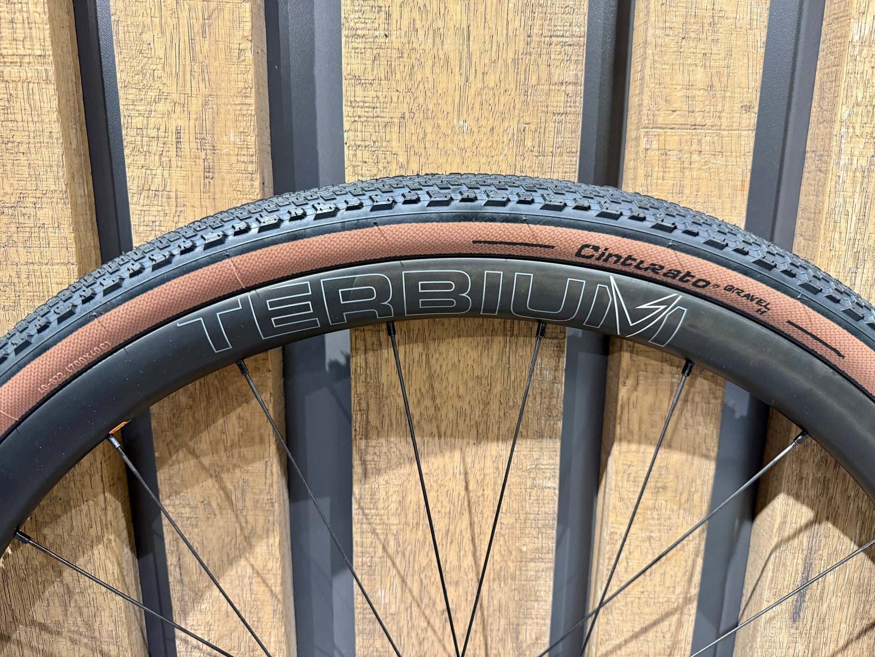 RUOTE GRAVEL VELOMANN TERBIUM Shimano