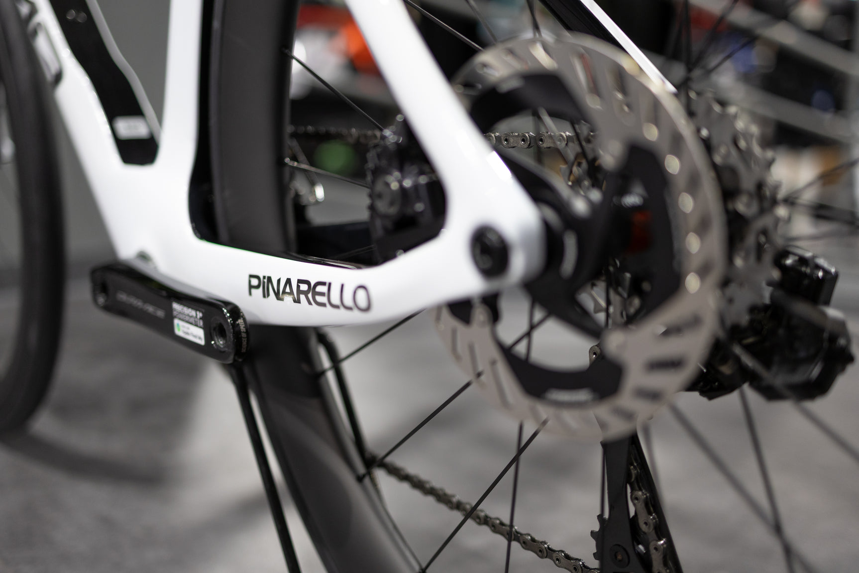PINARELLO DOGMA F MONTAGE PERSONNALISÉ CD – SHIMANO DURA-ACE PM RESERVE 42|49