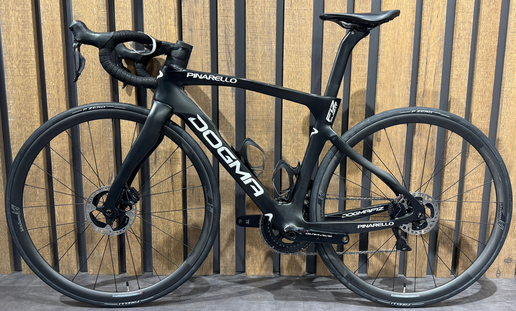 Pinarello Dogma F12 XLIGHT Dura-Ace Di2 11-speed - 2nd Hand