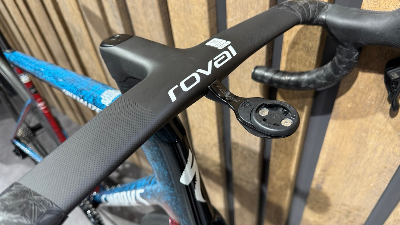 Specialized S-Works Roubaix SL8 Di2 - 2025