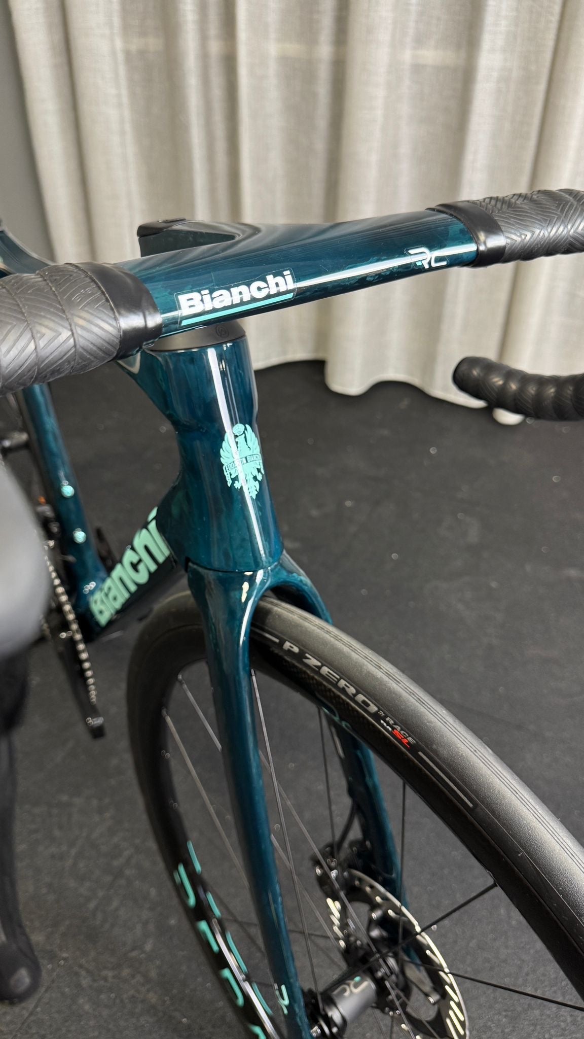 BIANCHI SPECIALISSIMA RC DURACE DI2 12SP POWERMETER