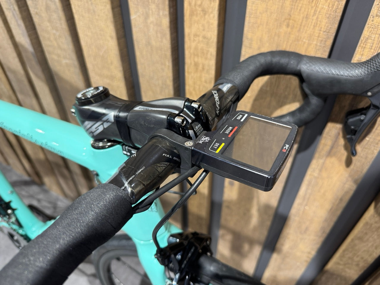 Bianchi Specialissima - Dura Ace Di2 Größe 55 - Usato