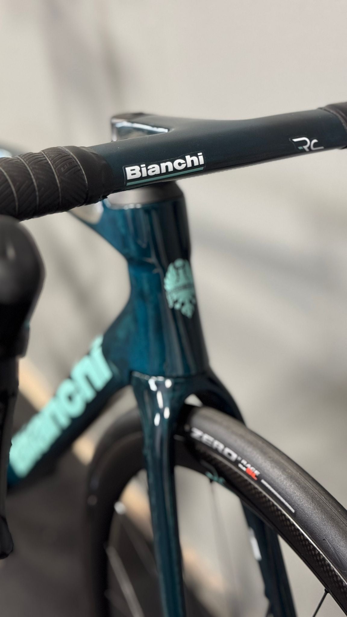 BIANCHI SPECIALISSIMA RC 140 ANNIVERSARY EDITION DURACE DI2 12SP POWERMETER