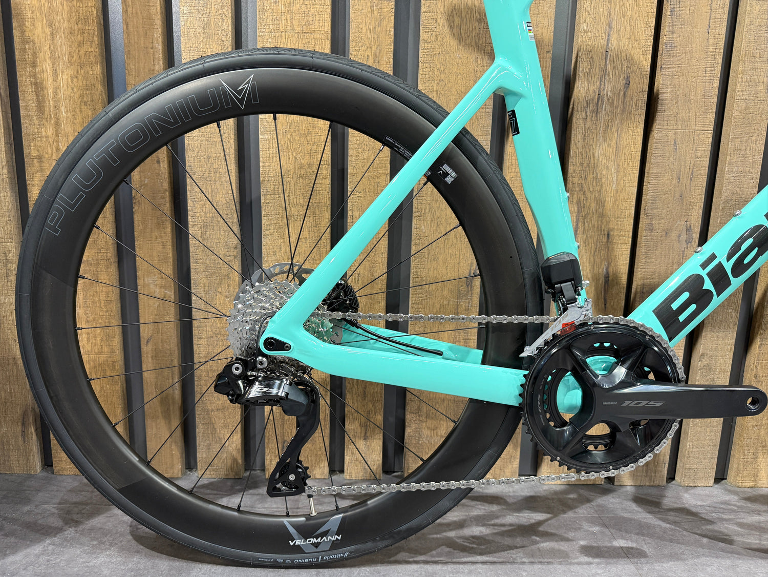 rennrad rahmen bianchi Bianchi OLTRE RACE SHIMANO 105 Di2 CUSTOM – Cicli Drigani s.r.l