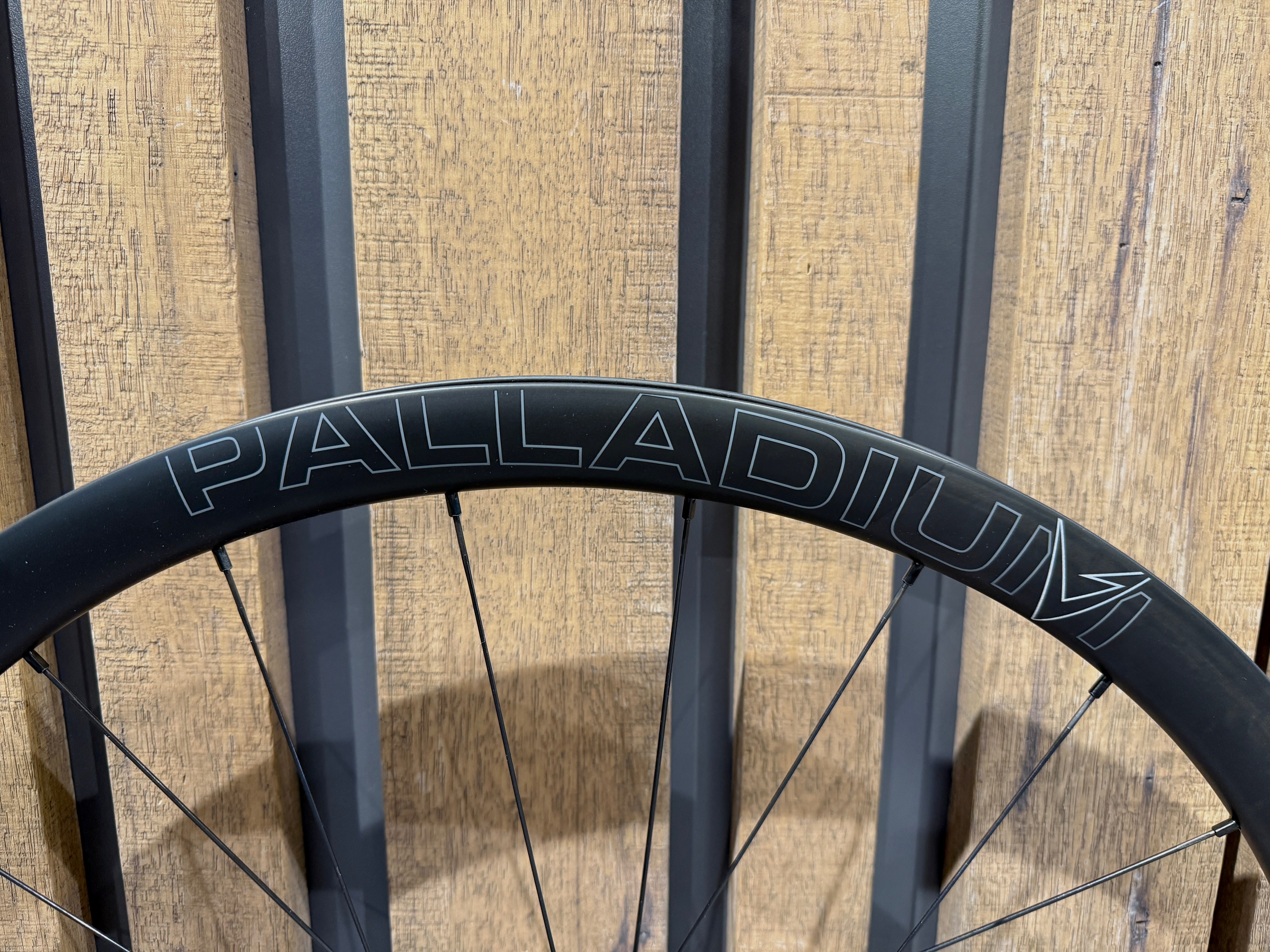 VELOMANN PALLADIUM Carbon Disc Wheelset U. – Cicli Drigani s.r.l.
