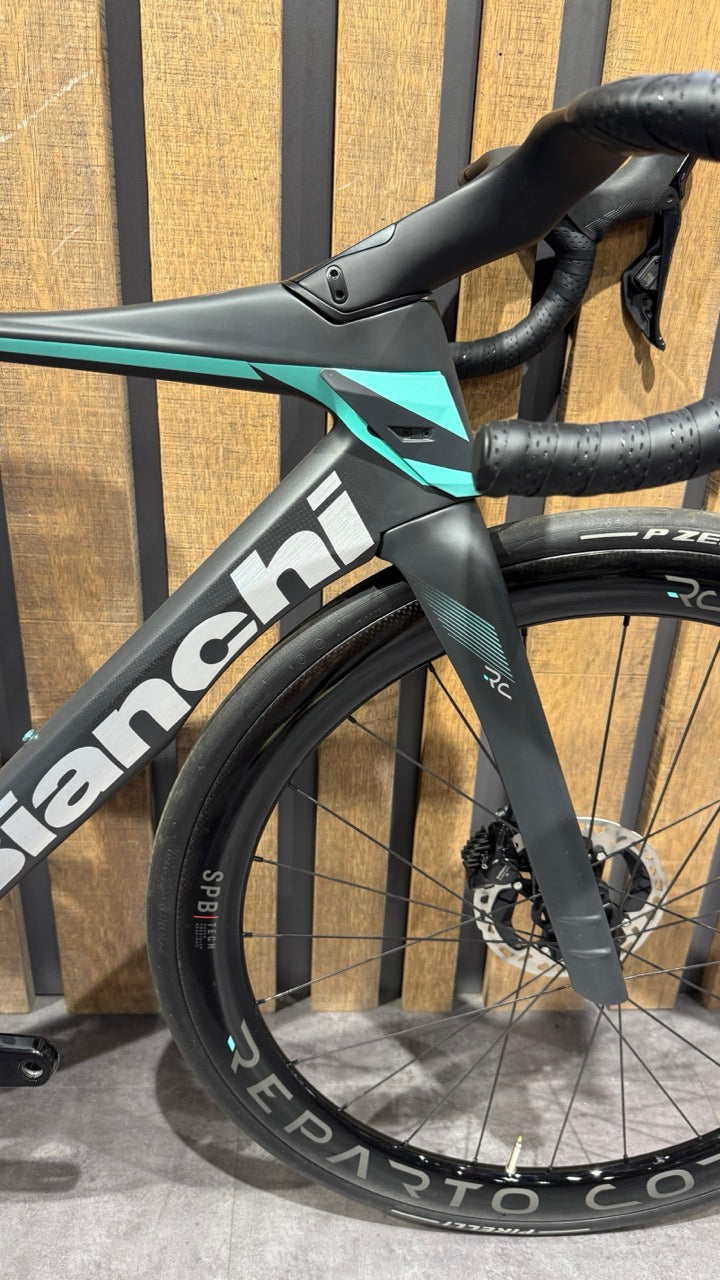 Bianchi Specialissima RC Durace Di2 12v Tg.55 - Démo