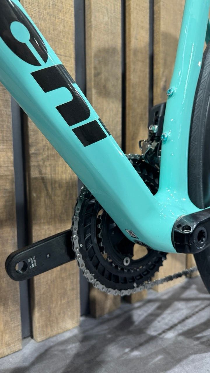 
BIANCHI SPECIALISSIMA COMP 105 DI2 12SP
