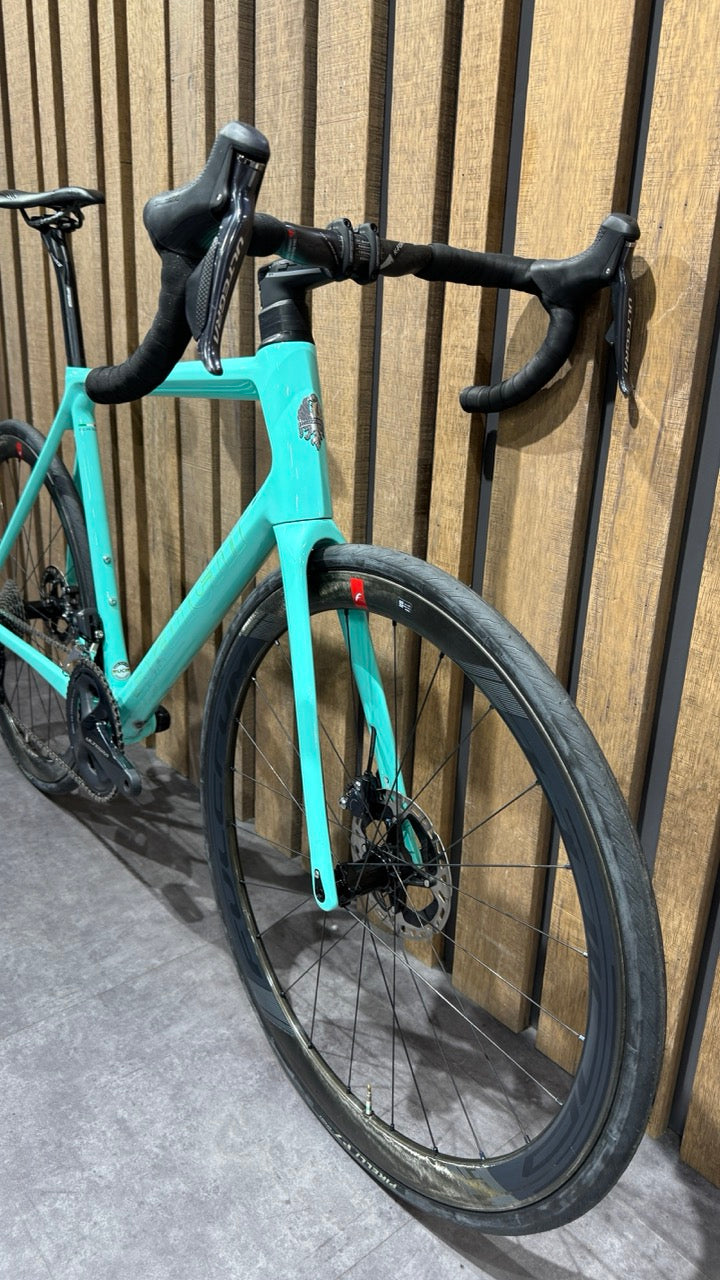 Bianchi Specialissima Disc Ultegra Di2 Tg. 59 - Usato