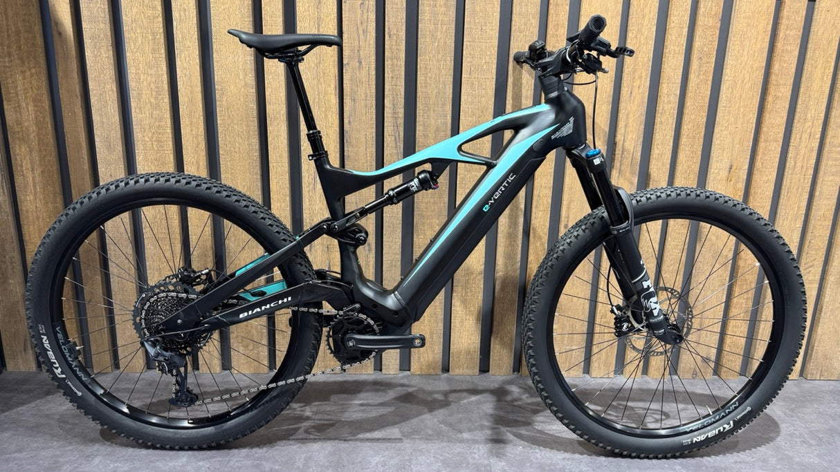 Bianchi e-Vertic FX-Type Tg. L Usato