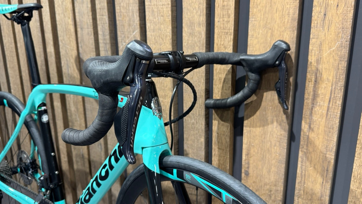 Bianchi Oltre XR3 Ultegra Di2 11v Tg.55 - Usato