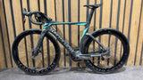 Bianchi Oltre RC Campagnolo SuperRecord EPS - Demo