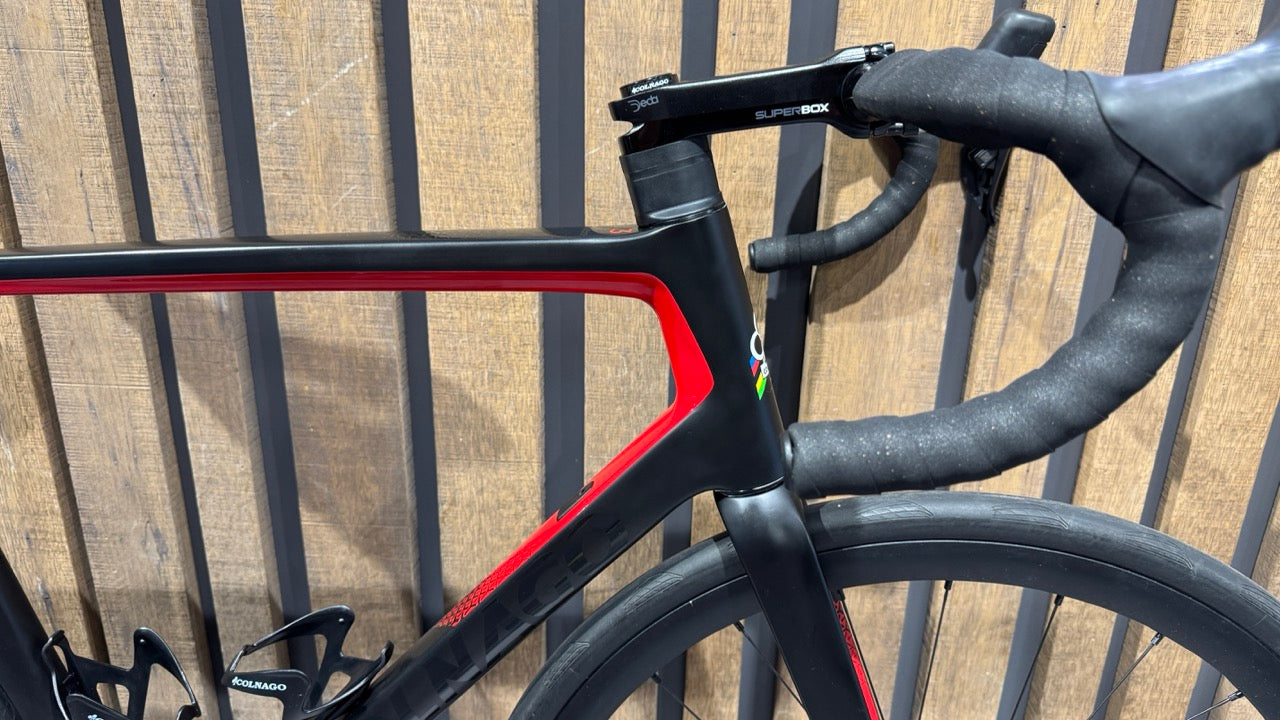 Colnago V3 Shimano 105 Di2 12v Größe 56s - Usato