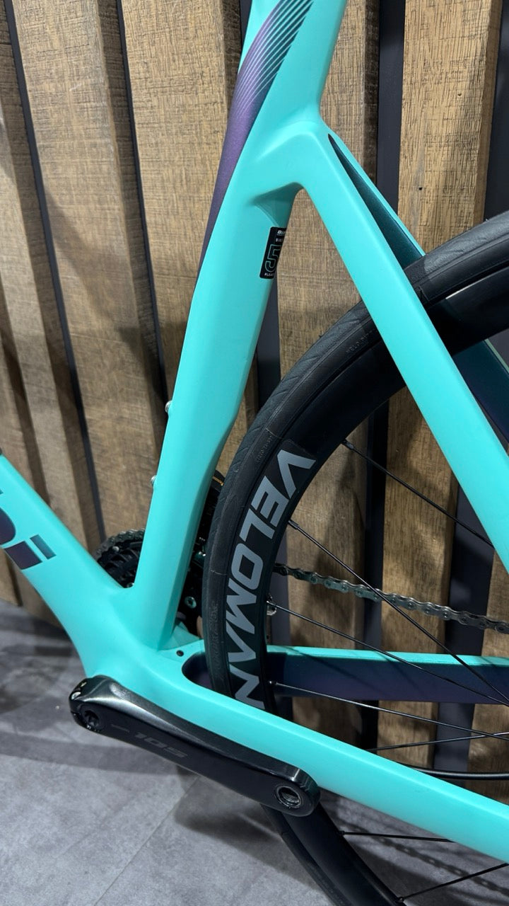 Bianchi Oltre Race 105 Di2 12v Tg.59 - Usato