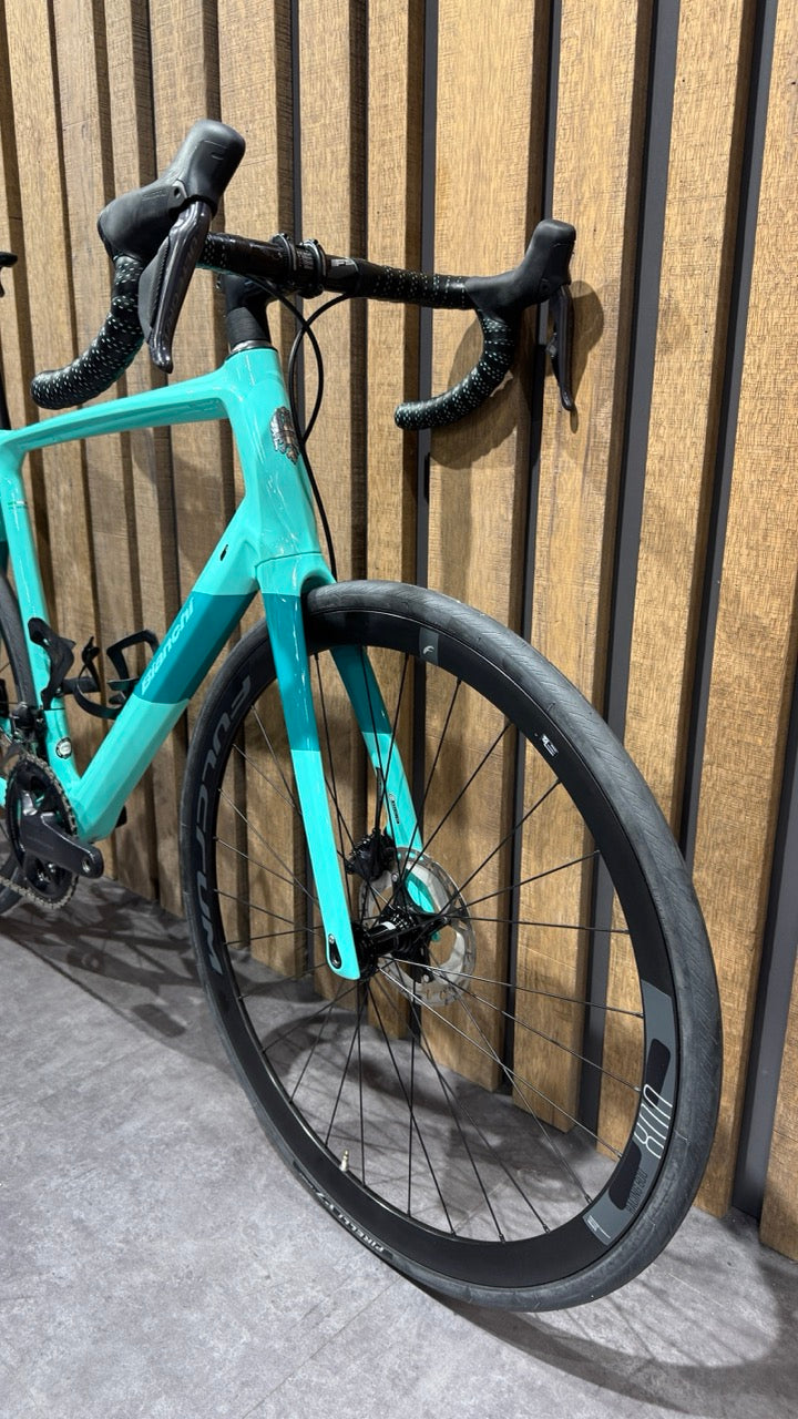 Bianchi Infinito CV Ultegra Di2 12v Tg.59 - Usato