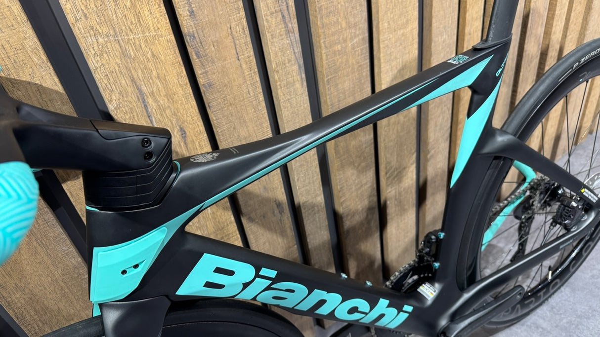 Bianchi Oltre PRO Ultegra Di2 12v Tg. 53 - Demo