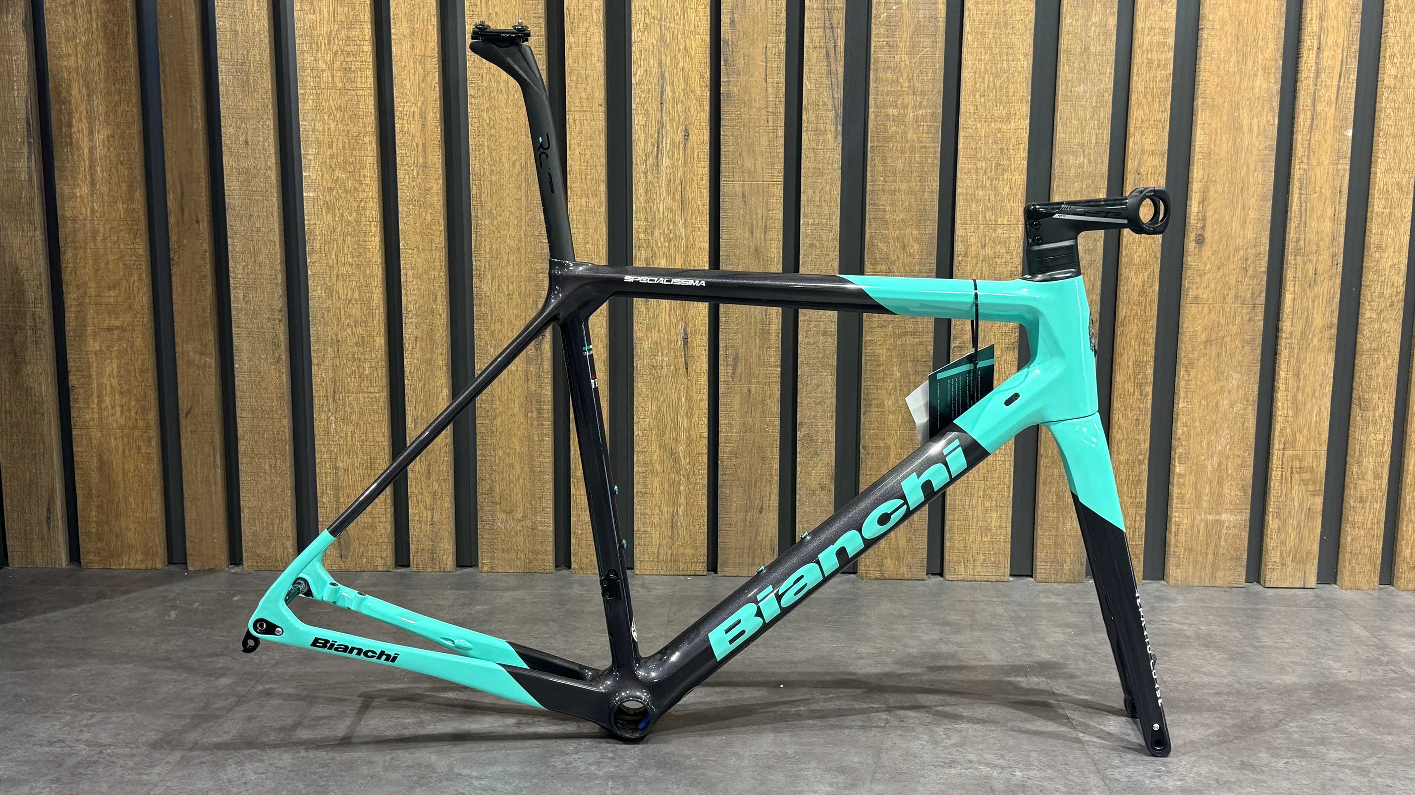 Kit Frame Bianchi Specialissima CV Disc – Cicli Drigani s.r.l.