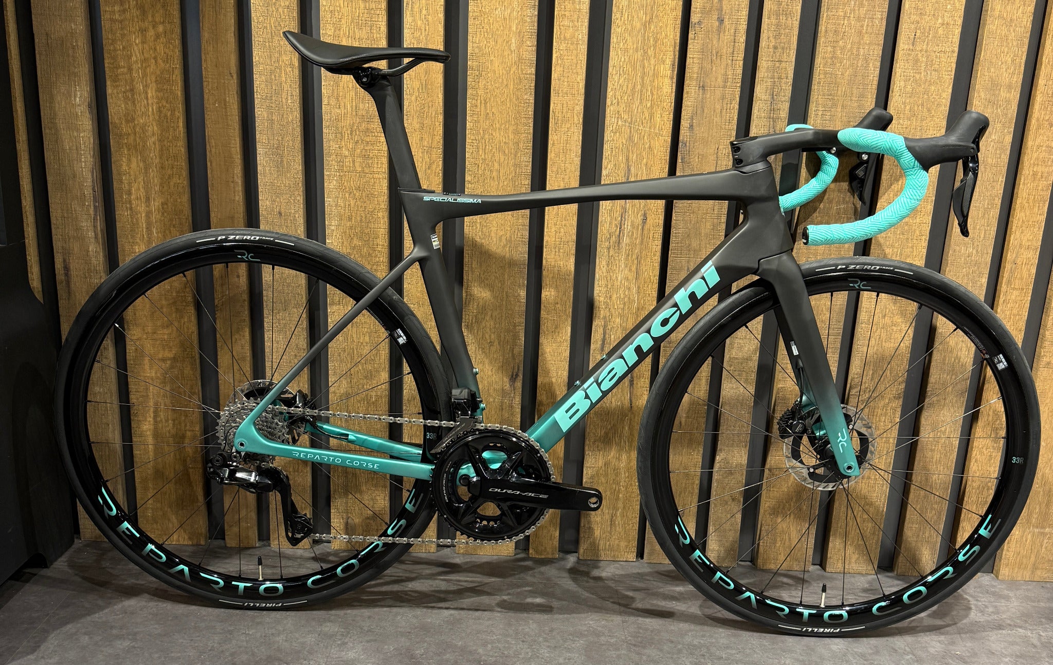 Bianchi Specialissima RC Durace Di2 12v Tg.55 - Demo – Cicli Bianchi Specialissima RC Durace Di2 12v Tg.55 - Demo – Cicli
