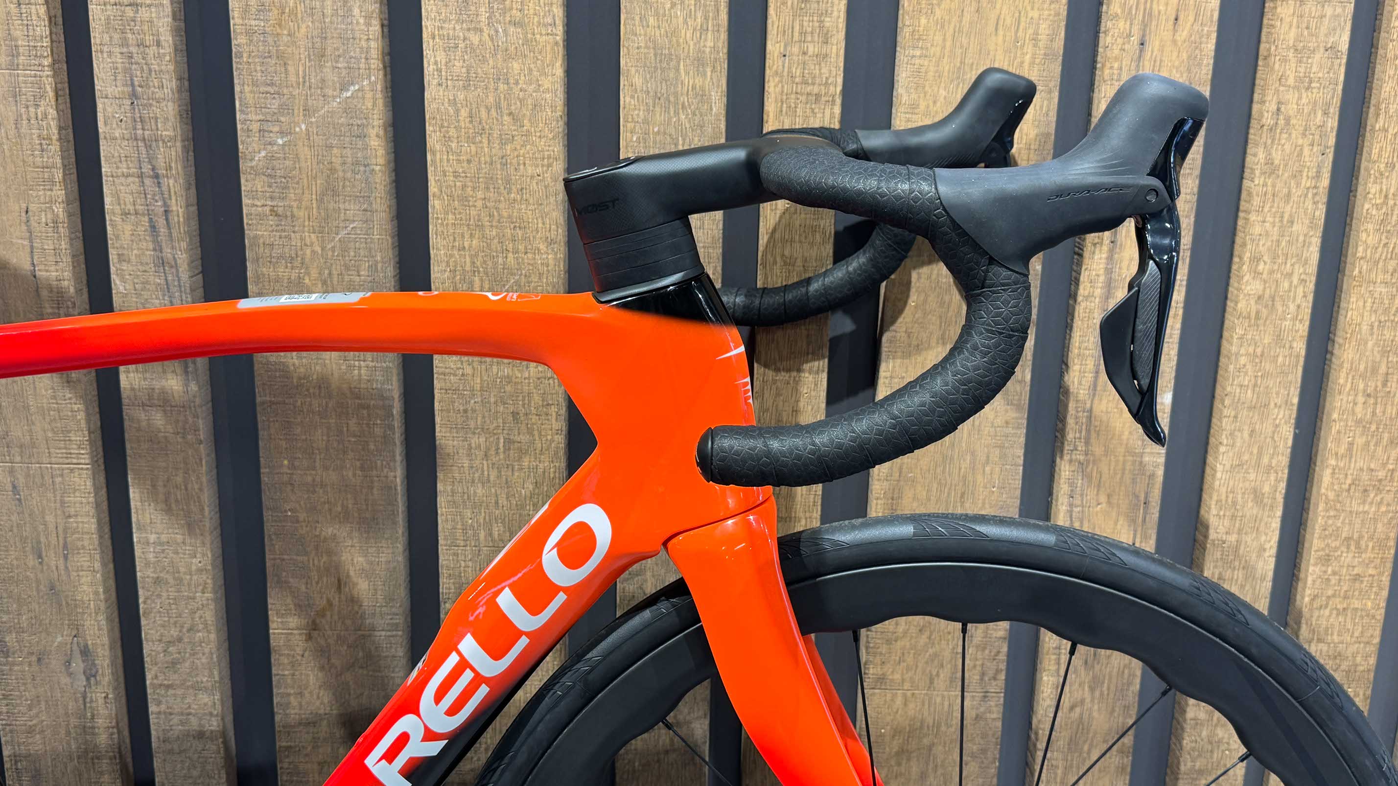PINARELLO DOGMA F - INEOS Size 55 – Cicli Drigani s.r.l.