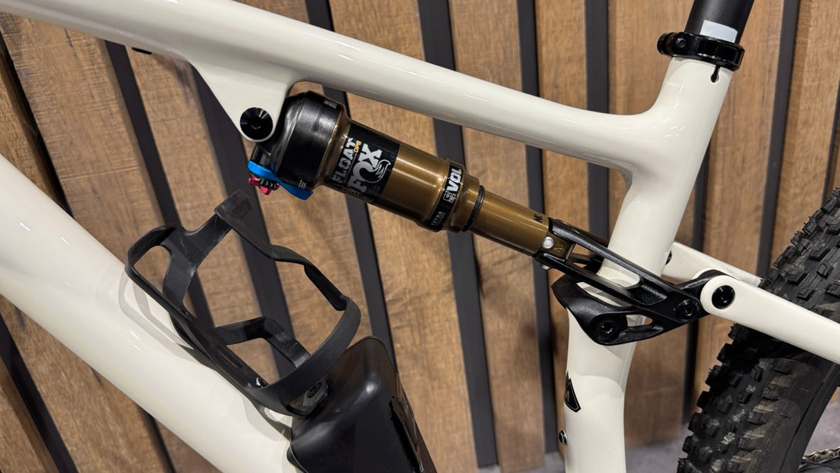 Specialized Epic EVO PRO Size M - 2nd Hand