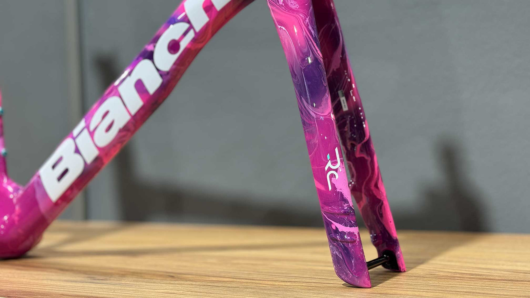 Bianchi OLTRE RC Disc frame kit Officina Bianchi Miami Drip