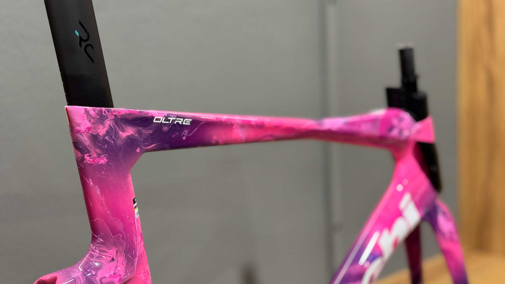 Bianchi OLTRE RC Disc frame kit Officina Bianchi Miami Drip