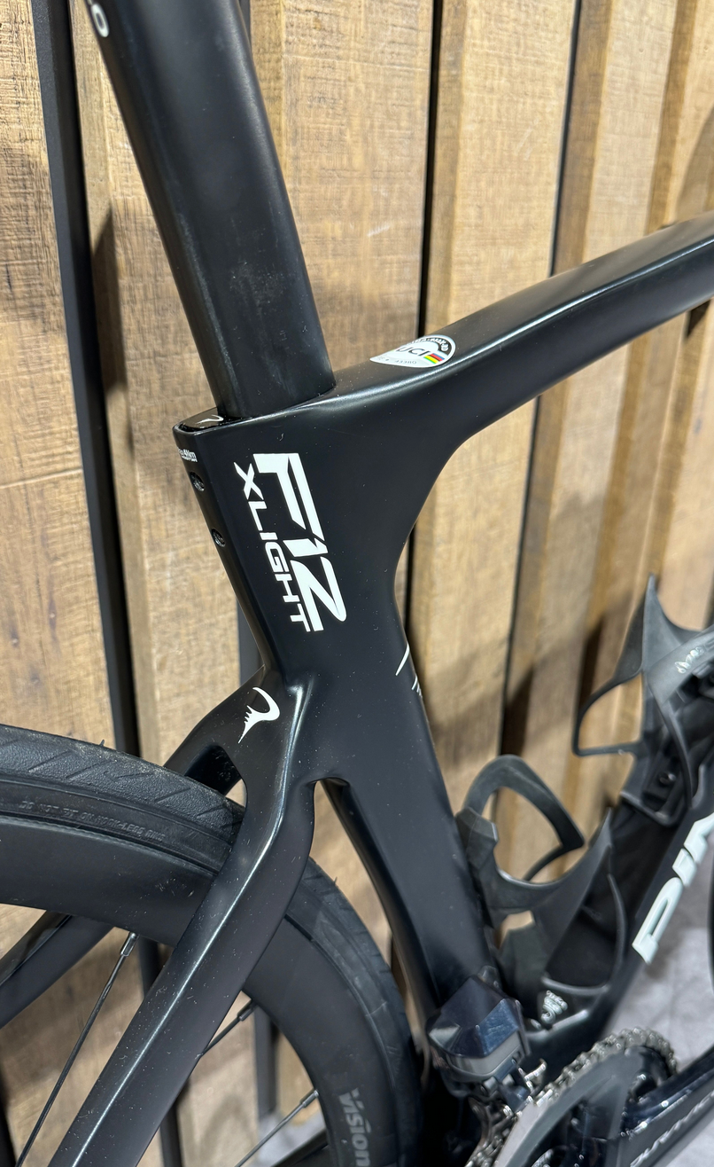 PINARELLO F12 XLIGHT Dura-Ace Di2 11v Usata