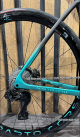 Bianchi Specialissima RC Durace Di2 2024 Usata