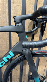 Bianchi Specialissima RC Durace Di2 2024 Usata