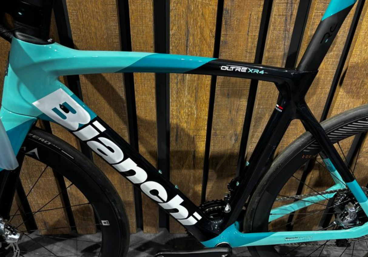 Bianchi Oltre XR4 Red eTap AXS 2023 Tg.55 - Demo